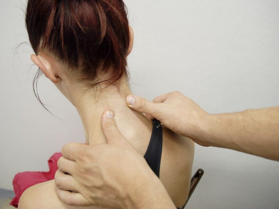 Frotar el cuello